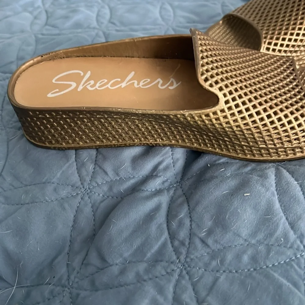 Sketchers sandals, size 7 - Picture 2 of 3